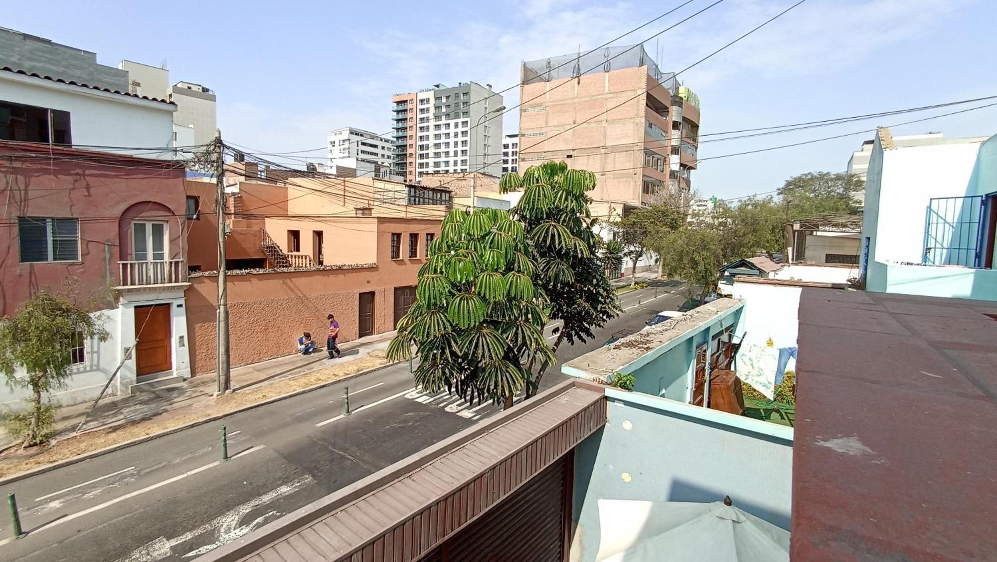 Miraflores Private Rooms - Mystay Guesthouse - Cocina Compartida - Terraza 리마 외부 사진